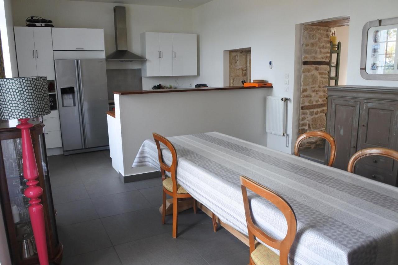 Maison De Village Spacieuse Et Confortable Le Gué-de-Velluire Eksteriør billede