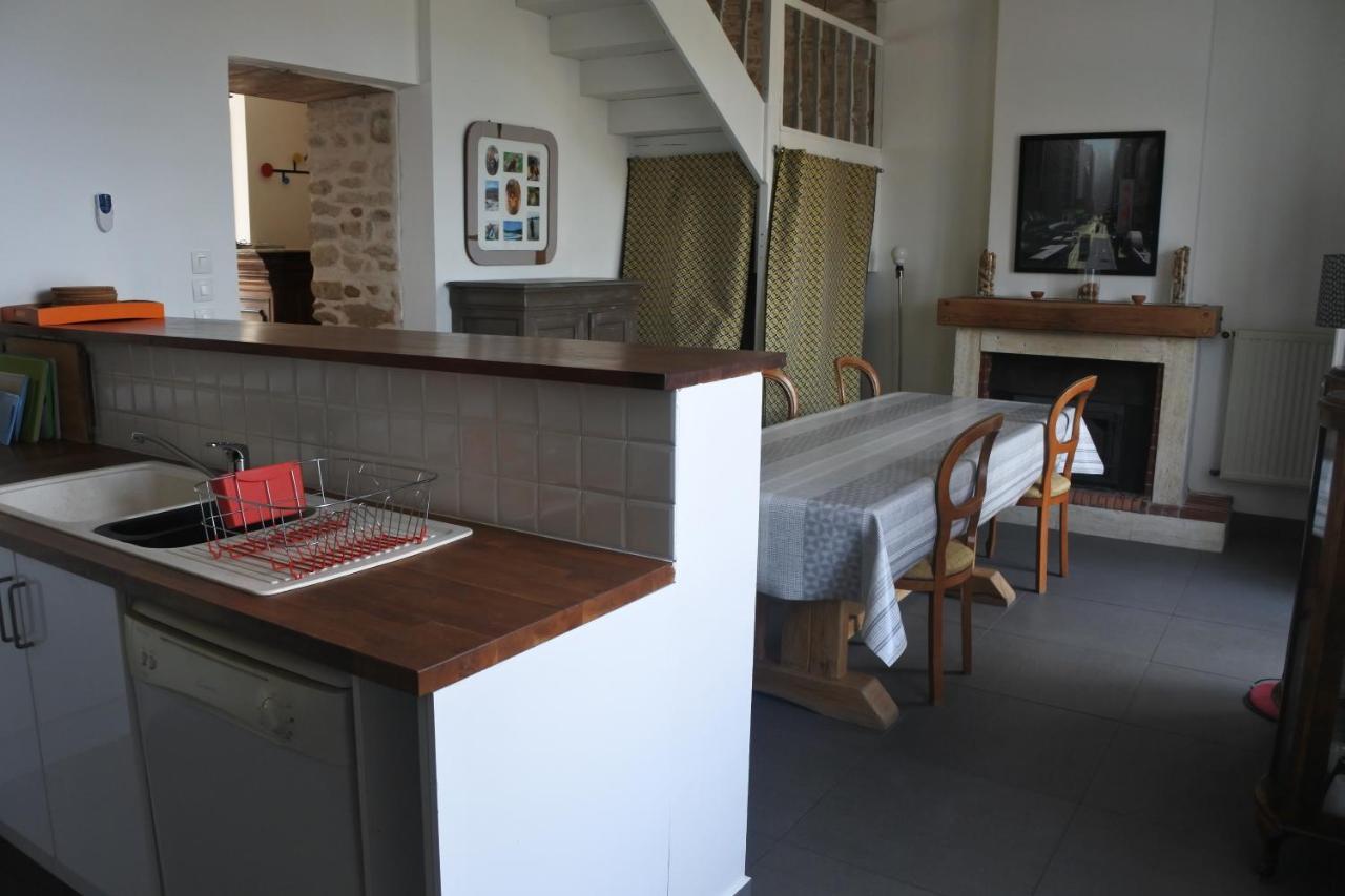 Maison De Village Spacieuse Et Confortable Le Gué-de-Velluire Eksteriør billede